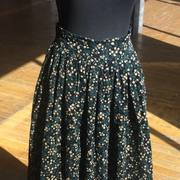Vintage Black, Green, Red, Cream Floral Corduroy Skirt - Picture 5 of 7